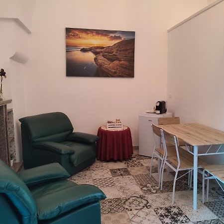Dimora Dei Nonni 199 Bed & Breakfast Monopoli Exterior photo