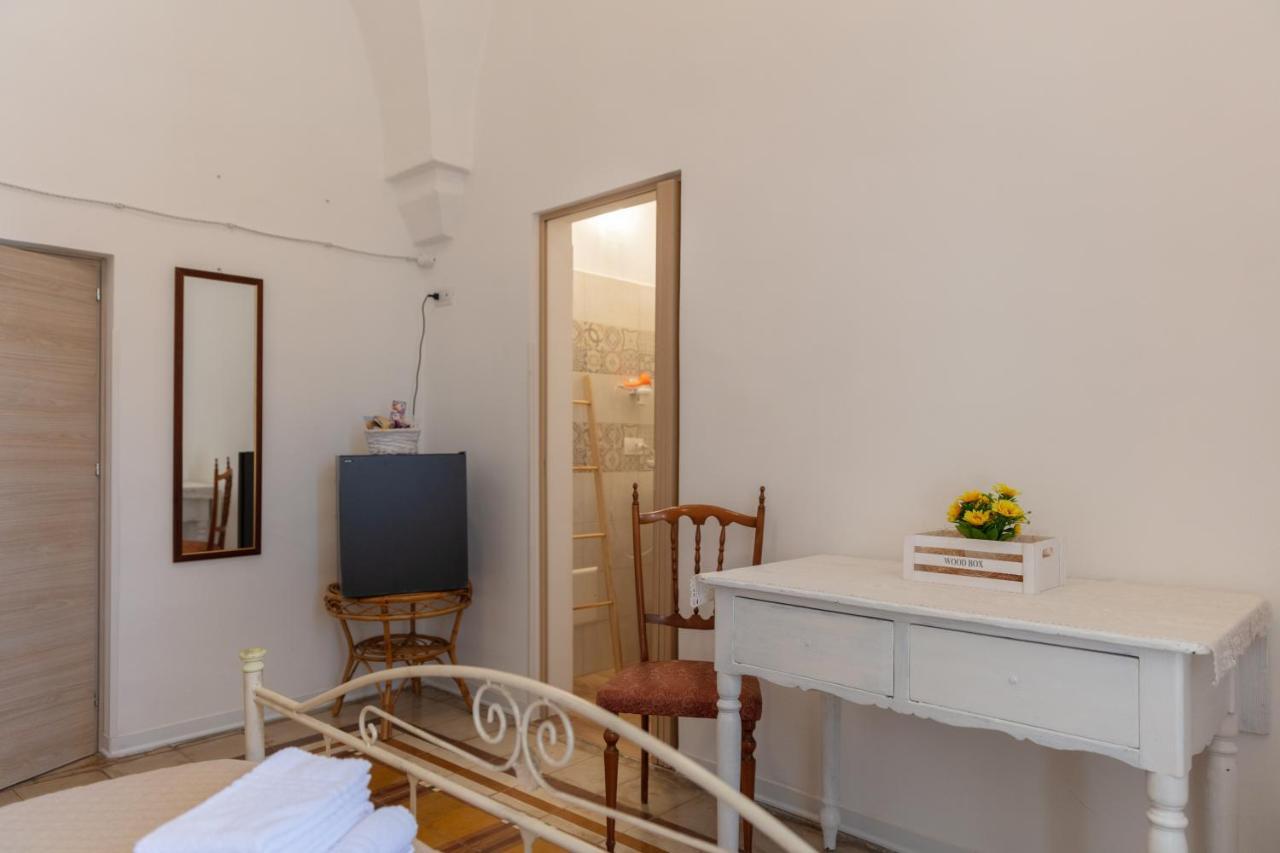 Dimora Dei Nonni 199 Bed & Breakfast Monopoli Exterior photo